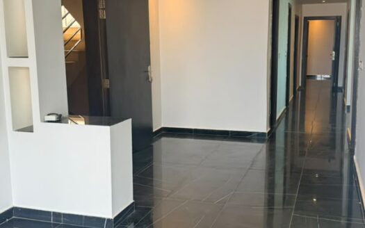 UN APPARTEMENT A LOUER A LA CITE KEUR KORGUI