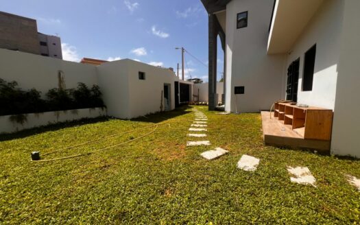 Villa à vendre aux Mamelles – Dakar