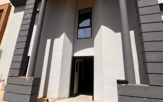 Villa à vendre aux Mamelles – Dakar